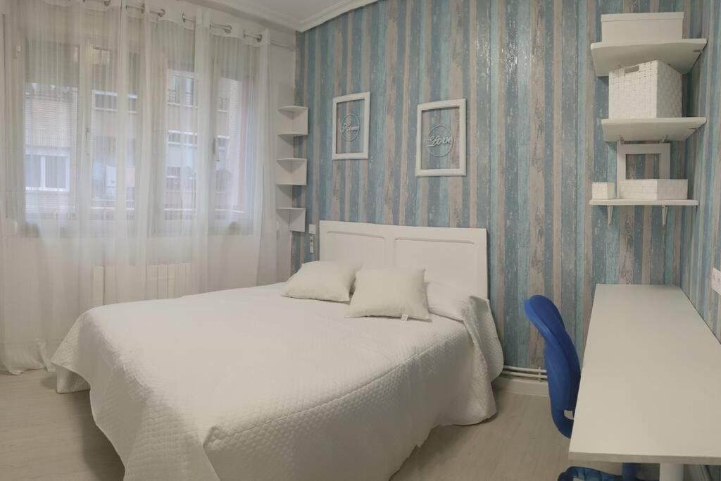 Apartamento Eguzkilore. ログローニョ エクステリア 写真